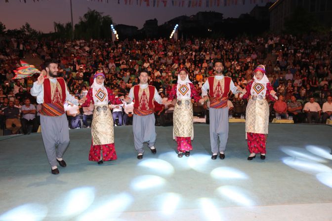 ARDAHANLILAR DARICA SAHİLE SIĞMADI