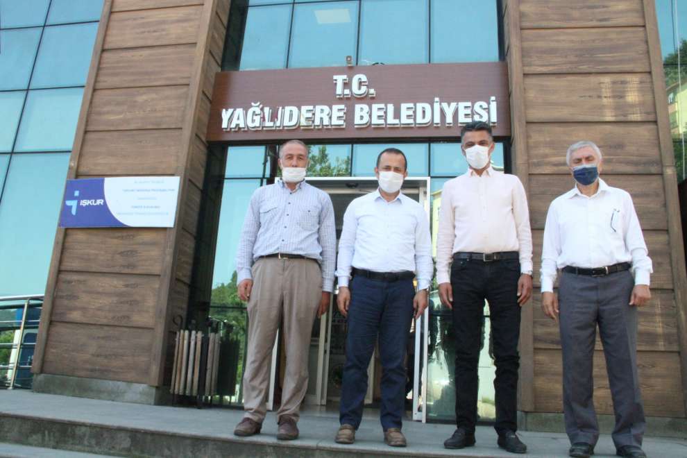 Çakmak, Giresun’un afet bölgesinde incelemelerde bulundu