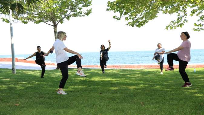 Anne Şehir açık havada spor egzersizlerine başladı