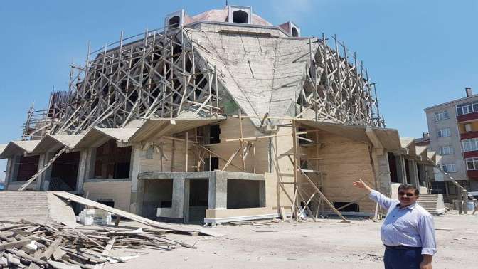 Arapçeşme Camii yardım bekliyor!