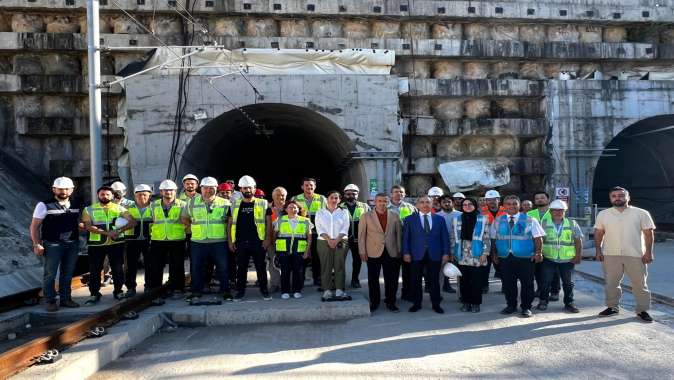 Baraçlı, Gebze-Darıca Metro projesini inceledi