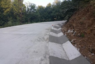 Başiskele’de üç köye beton yol