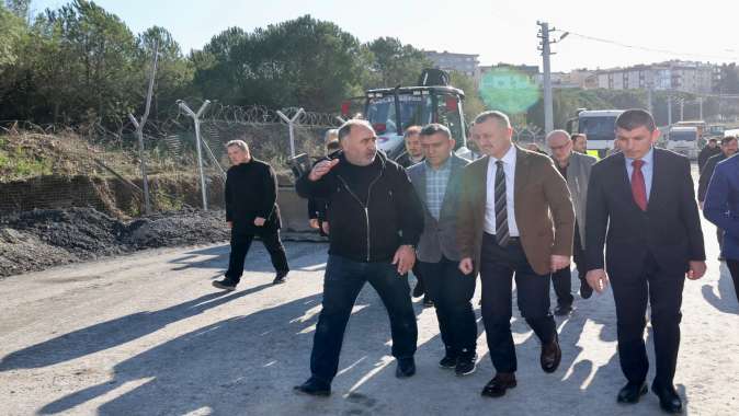 Başkan Büyükakın, Gebze’deki yol çalışmalarını inceledi