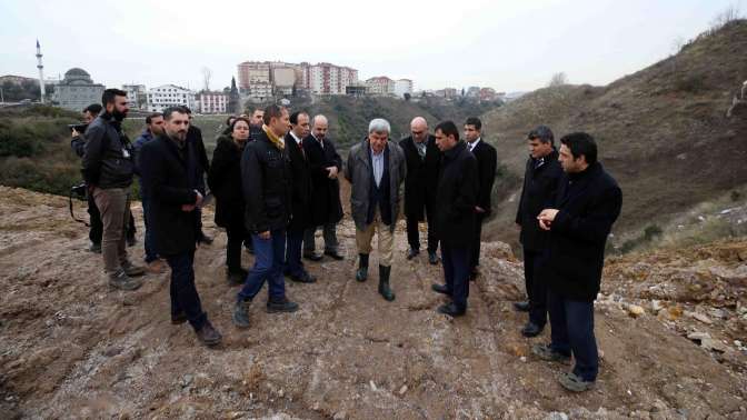 Başkan Karaosmanoğlu, ‘’Sahadayız ve çalışmalarımızı sürdürüyoruz’’