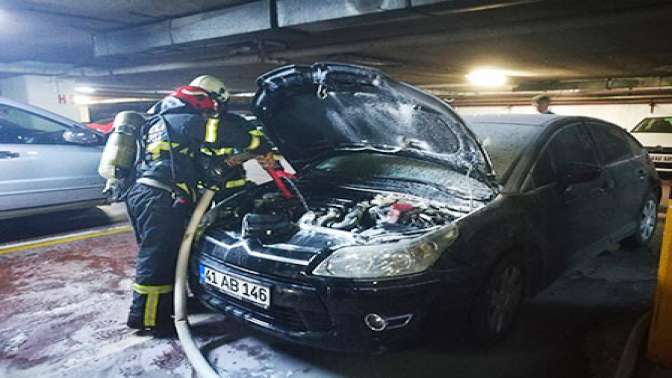 Belsa otoparkında yangın paniği