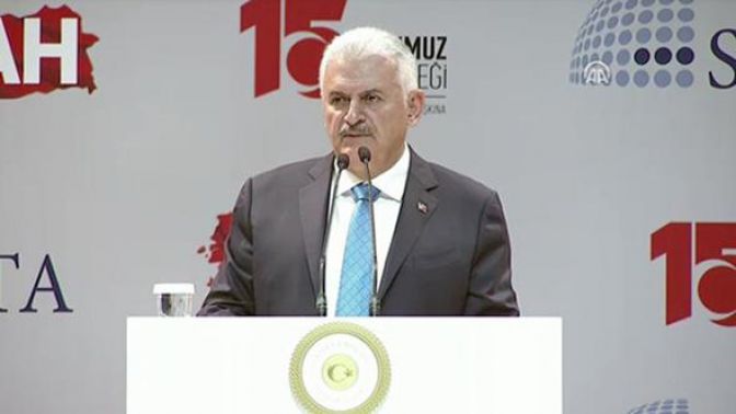 Binali Yıldırım: Hainler inançlarını bayraklarını vatanı 1 dolara sattılar