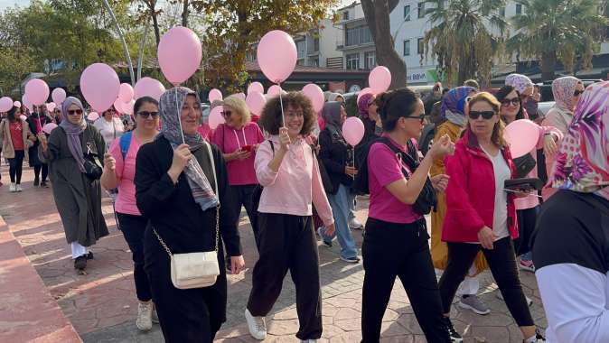 Büyükşehir’den meme kanseri farkındalık yürüyüşü