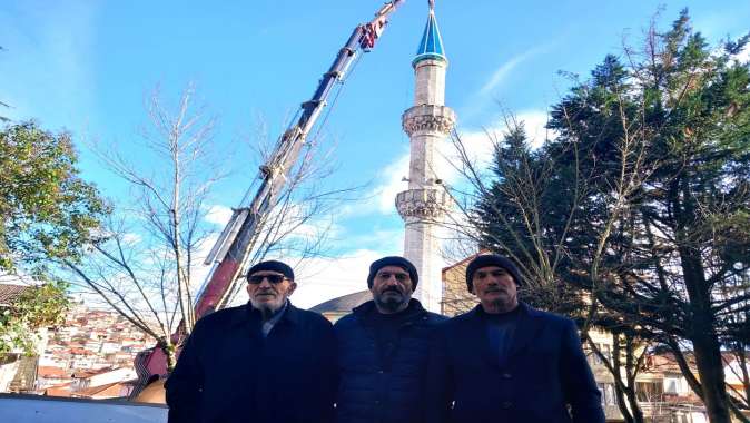 Büyükşehir, Elmalık Camii’nin minare külahını yeniledi