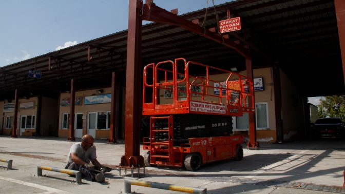 Büyükşehir’in balık halleri yeni av sezonuna hazırlanıyor