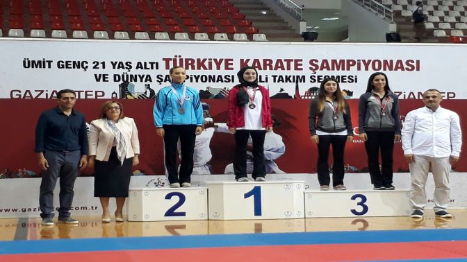 Büyükşehir Kağıtspor Karate’den Milli Takıma 6 sporcu