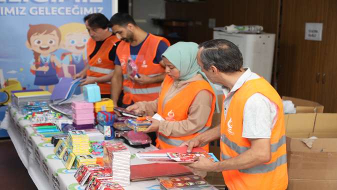 Çayırova Belediyesi kırtasiye yardımı yapacak