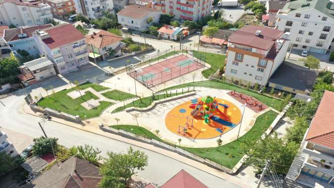 Çayırova yeni parklarla yeşilleniyor