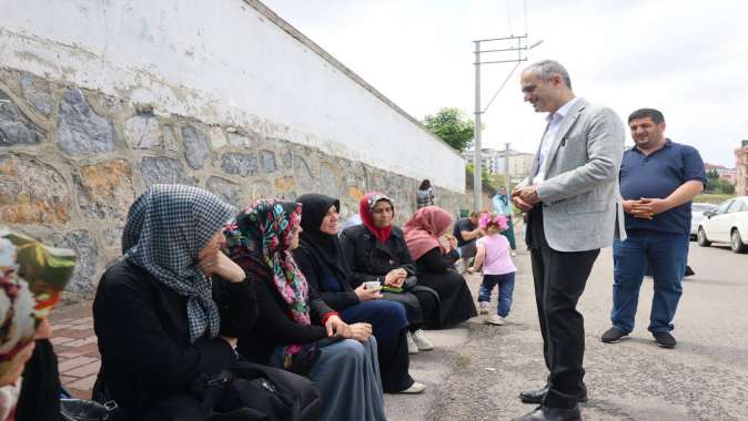 Çiftçi, velilerin heyecanına ortak oldu