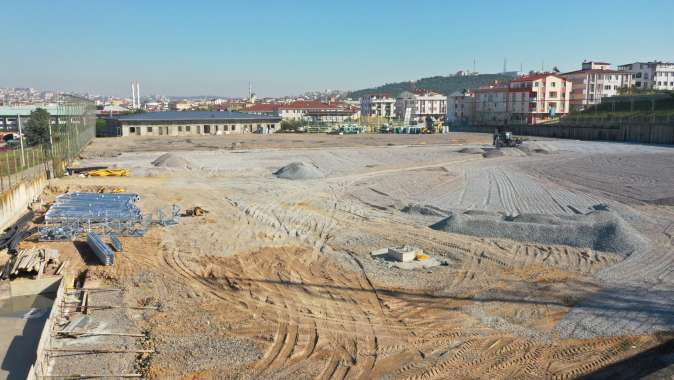 Darıca Nene Hatun Stadında batı tribününün montajına başlandı