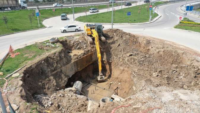 Dilovası Mimar Sinan Caddesi’ndeki altyapı da sona doğru