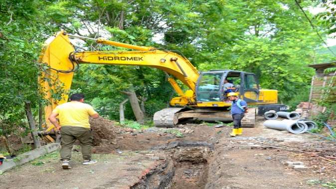 Dilovası Mimar Sinan Mahallesi’nde atık su altyapı çalışması