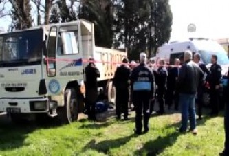 Freni Boşalan Kamyonu Durdurmaya Çalışırken Öldü