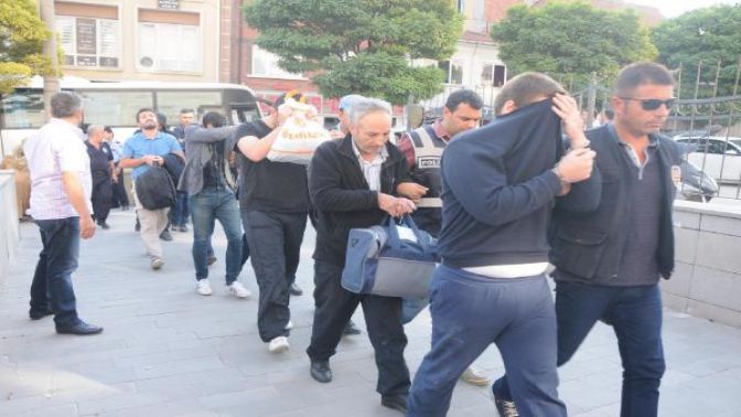 Gaffar Okkanın koruma polisi FETÖden tutuklandı