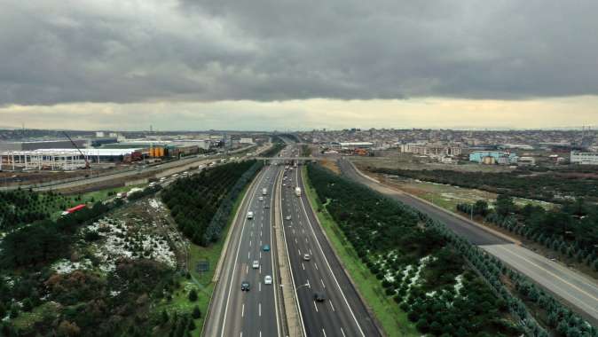 Gebze - OSB yan yollarda hummalı çalışma