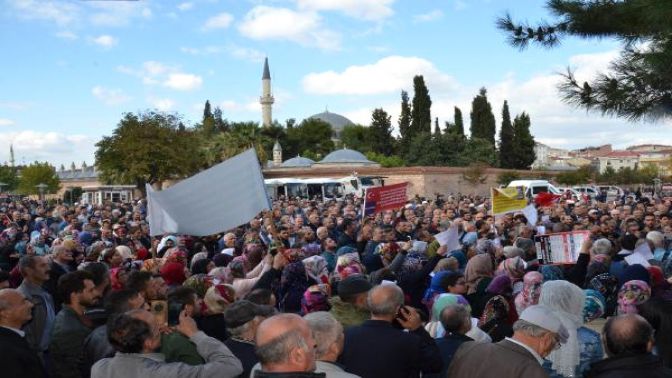 Gebzede Bin Kişi Tapuları İçin Eylem Yaptı