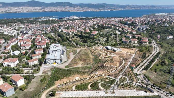 Gölcük’ün Yeni Sosyal Yaşam Alanına Muhteşem Kütüphane