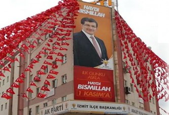 “Haydi Bismillah” şarkısı yasaklandı, afişe devam!