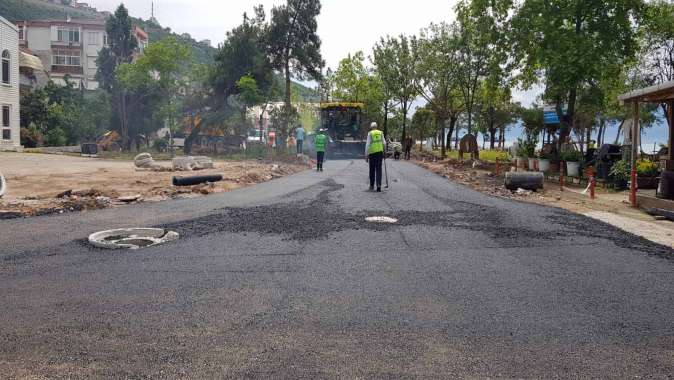 Hereke sahil yolu asfaltlandı