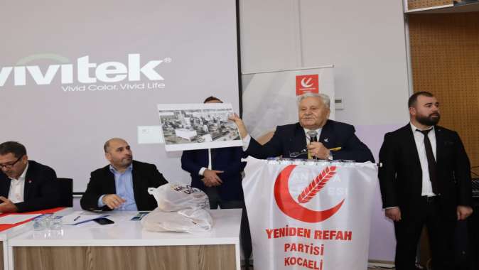 İLK YERLİ OTOMOBİLİ ERBAKAN YAPTI