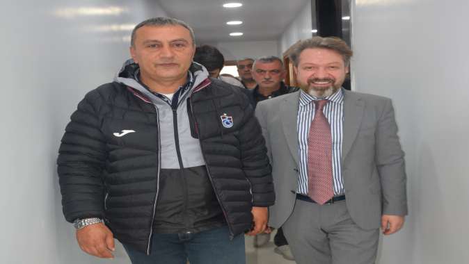 İş insanı Ömer Koç, DDC Makina'yı gezdi