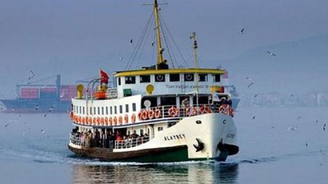 İzmir’de deniz ulaşımını durduran grev