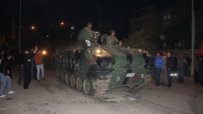 Karstaki FETÖ davasında karar açıklandı