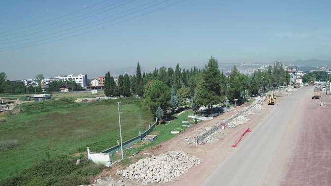 Kartepe Altunhisar ve Keser Caddelerinde üst yapıya başlandı