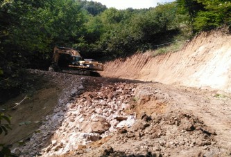 Kartepe’de yollar genişletiliyor