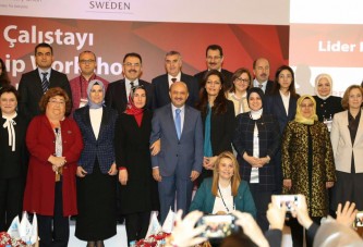 Katırcıoğlu, “Gelecek kadınlarımızın atacağı adımlarla şekillenecek”