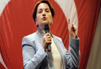 Meral Akşener lehine adaylıktan çekildi!