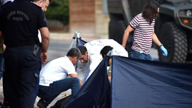 Mersindeki Polis Merkezine Saldırmaya Çalışırken Vurulan Canlı Bomba DEAŞlı Çıktı