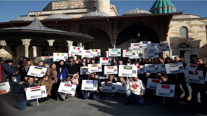 Mevlana’nın ‘’Gel’’ çağrısına uluslararası öğrencilerden anlamlı yanıt