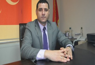 Nusret Acur, MHP'de göreve talip