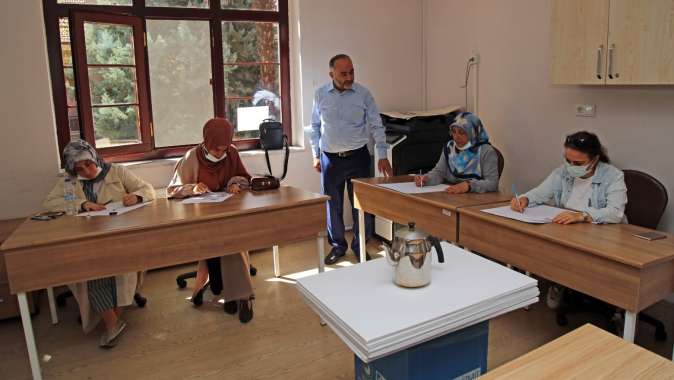 Pandemi sanat eğitimine engel olamadı