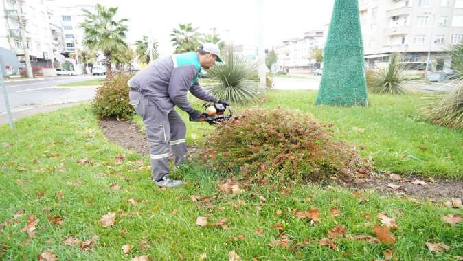 Park ve Bahçeler ekiplerinden kışa hazırlık