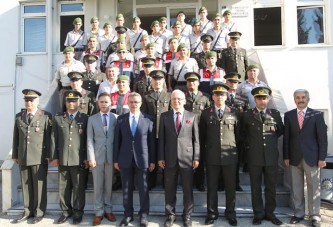 Polis ve Jandarma bayramda unutulmadı