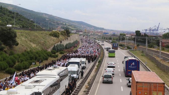 Son dakika... Adalet Yürüyüşüne saldırı hazırlığındaki teröristler yakalandı