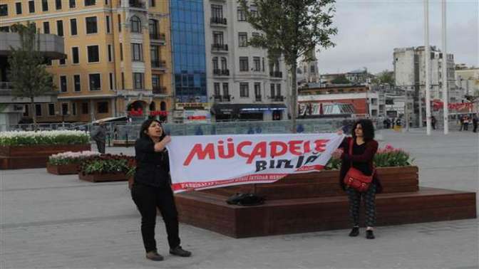 Son dakika... İstanbulda 1 Mayıs için yollar kapandı. Taksim, Şişli ve Beşiktaş karıştı, çok sayıda gözaltı var