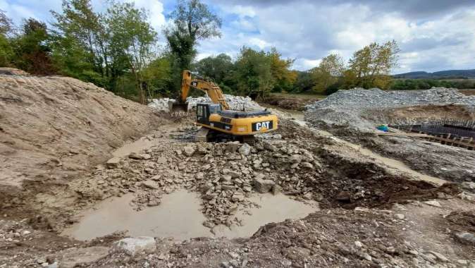 Tatarahmet köprüsünde temel betonu döküldü