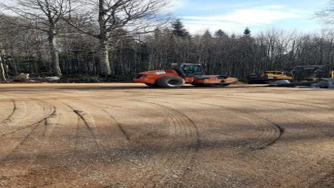 Teleferiğin son durağına otopark ve yol