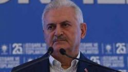 Başbakan Yıldırım: Sizler Cumhurbaşkanımızın hayatına kastedenlere geçit vermediniz