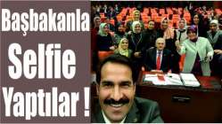 Başbakanla selfie yaptılar!