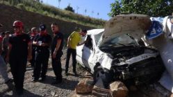 Gebze'de Otomobil şarampole yuvarlandı; baba yaralandı, oğlu öldü