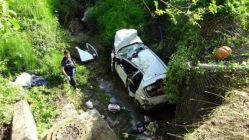 İzmit'te Tatilden dönen eşleri trafik kazası ayırdı