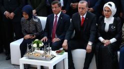 Konya Tartışmalarının Ardından Erdoğan'dan Davutoğlu'na Jest